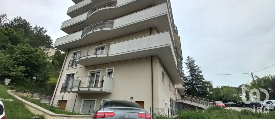 Uffici di 339 m² in L'Aquila (67100)