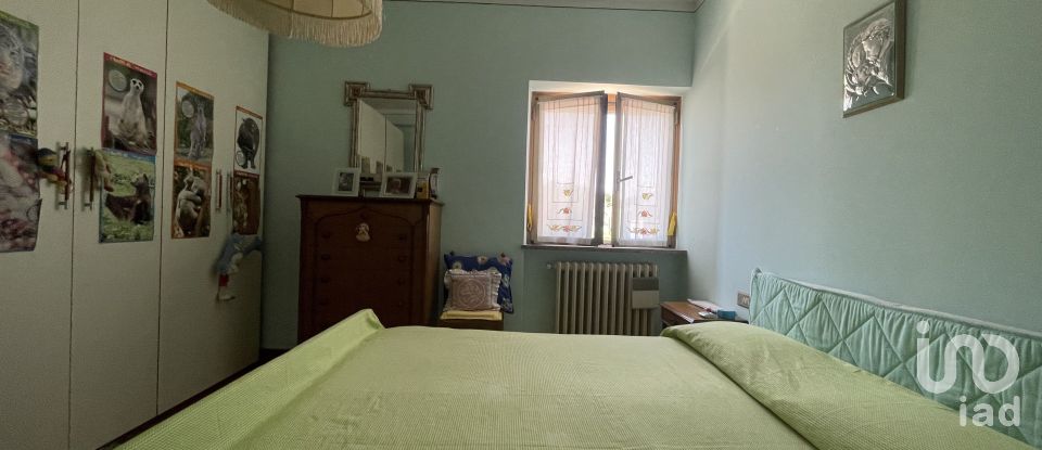 Casa indipendente 16 locali di 355 m² in Cortona (52044)