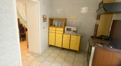 Four-room apartment of 80 m² in Guardia Sanframondi (82034)