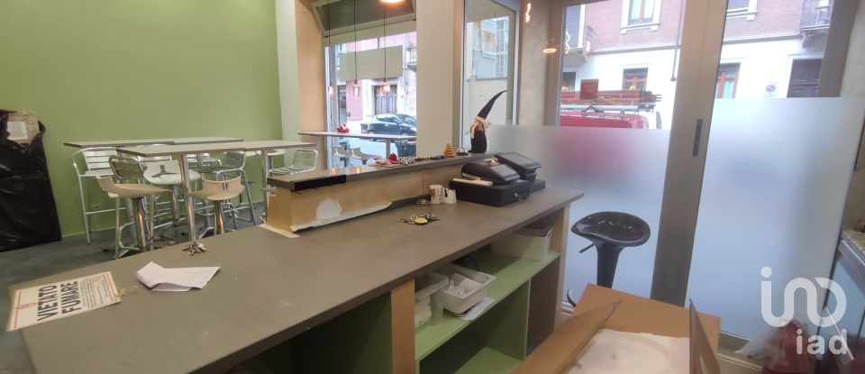 Shop / premises commercial of 60 m² in Torino (10122)