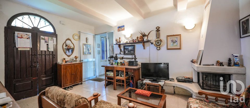 Town house 5 rooms of 236 m² in Massa Fiscaglia (44025)