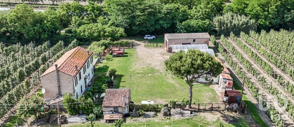 Casa indipendente 5 locali di 236 m² in Massa Fiscaglia (44025)