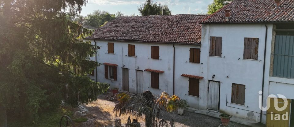 Casa indipendente 7 locali di 340 m² in Ostellato (44020)