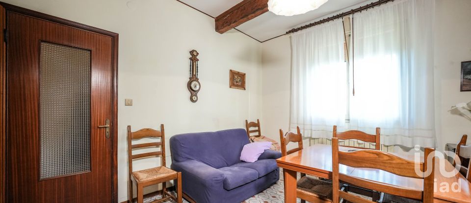 Casa indipendente 7 locali di 340 m² in Ostellato (44020)