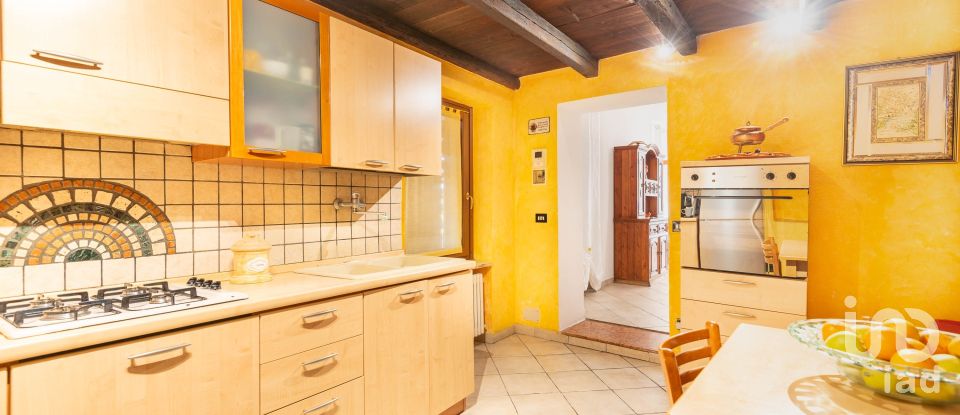 Casa 5 locali di 108 m² in Costermano (37010)