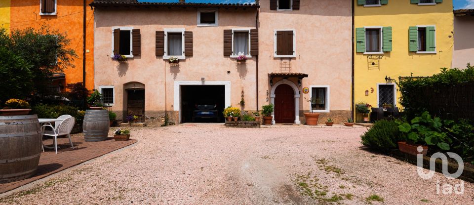 Casa 5 locali di 108 m² in Costermano (37010)