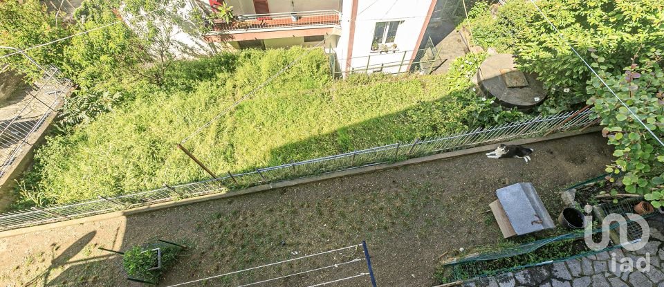 Villa Bifamiliare 7 locali di 100 m² a Campomorone (16014)