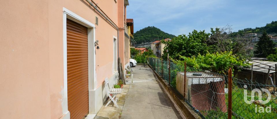 Apartment 7 rooms of 131 m² in Cengio (17056)