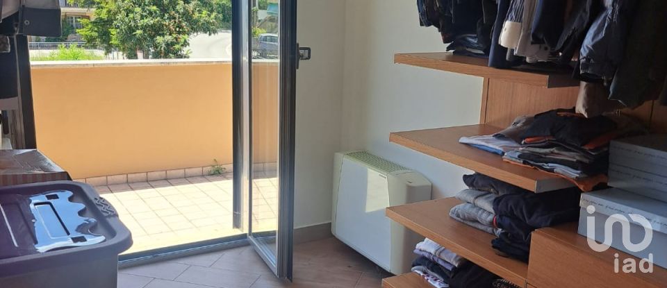 Casa 7 locali di 164 m² in Penne (65017)