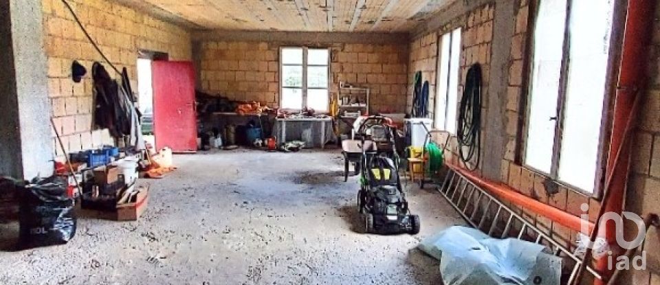 Casa indipendente 9 locali di 242 m² in Torricella Sicura (64010)