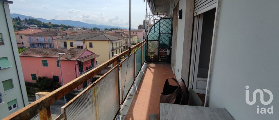 Palazzo / Stabile 4 locali di 72 m² a Bolano (19020)