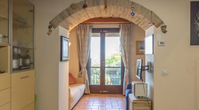 Casa indipendente 2 locali di 78 m² in Loreto (60025)