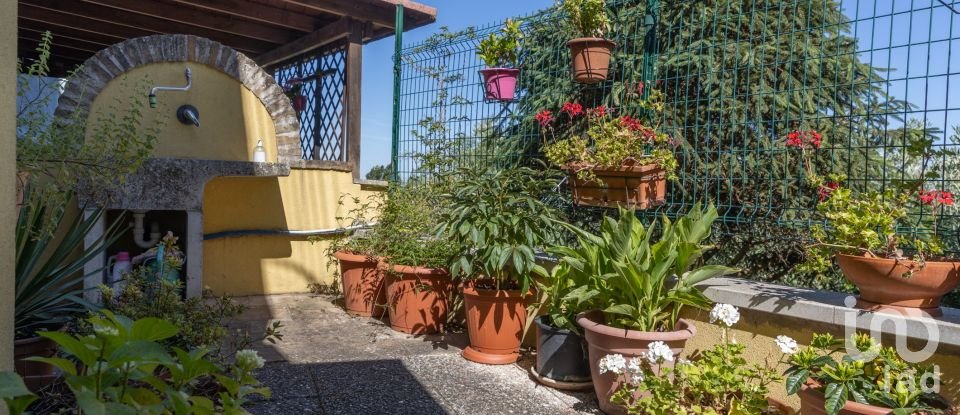 Casa indipendente 3 locali di 78 m² in Loreto (60025)