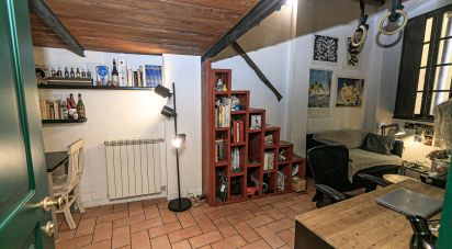 Two-room apartment of 40 m² in Genova (16124)