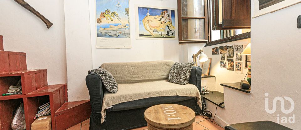 Two-room apartment of 40 m² in Genova (16124)