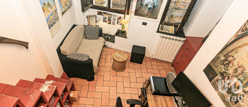 Two-room apartment of 40 m² in Genova (16124)