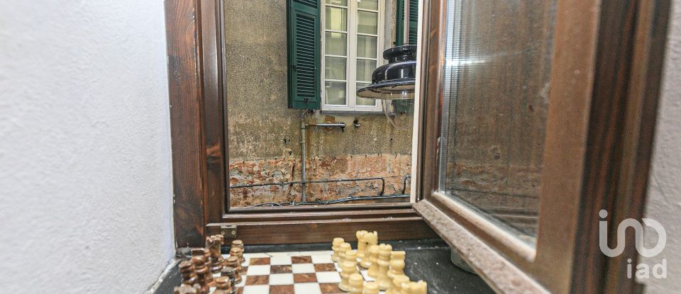 Two-room apartment of 40 m² in Genova (16124)