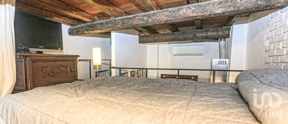 Two-room apartment of 40 m² in Genova (16124)