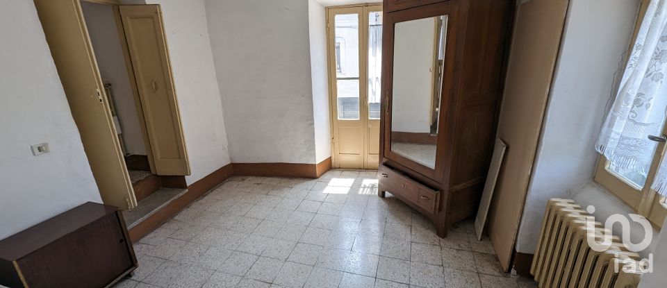 Town house 6 rooms of 100 m² in Bussi sul Tirino (65022)