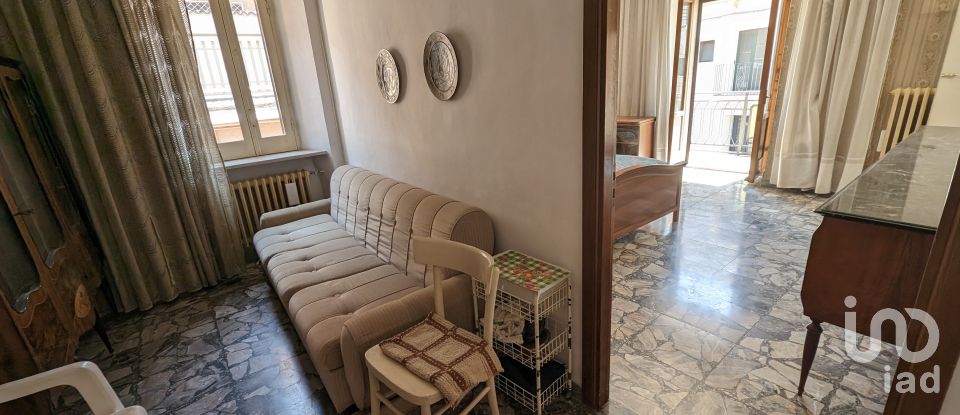 Casa indipendente 6 locali di 100 m² in Bussi sul Tirino (65022)