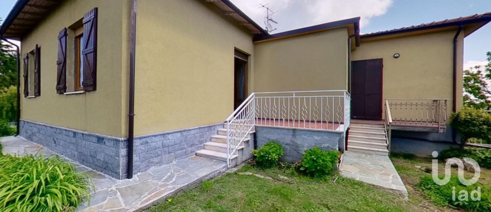 House 6 rooms of 220 m² in Castelnuovo di Ceva (12070)