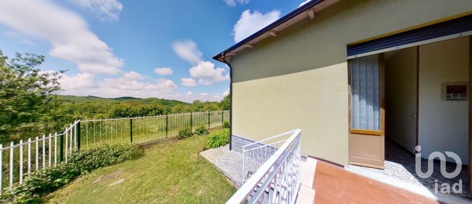 House 6 rooms of 220 m² in Castelnuovo di Ceva (12070)