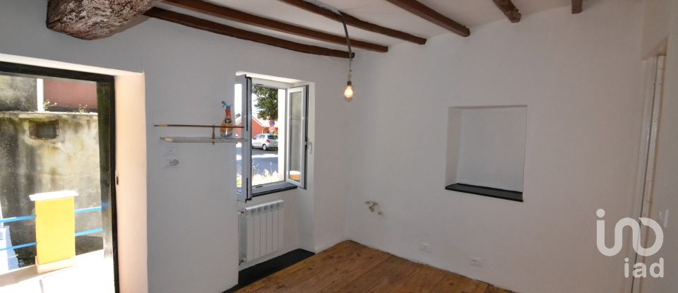 Three-room apartment of 50 m² in Lumarzo (16024)