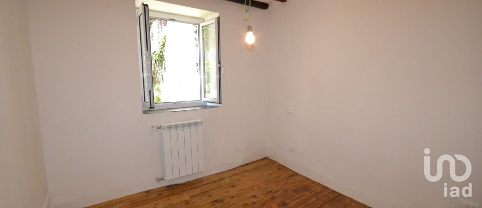 Three-room apartment of 50 m² in Lumarzo (16024)