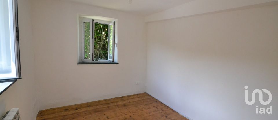 Trilocale di 50 m² a Lumarzo (16024)