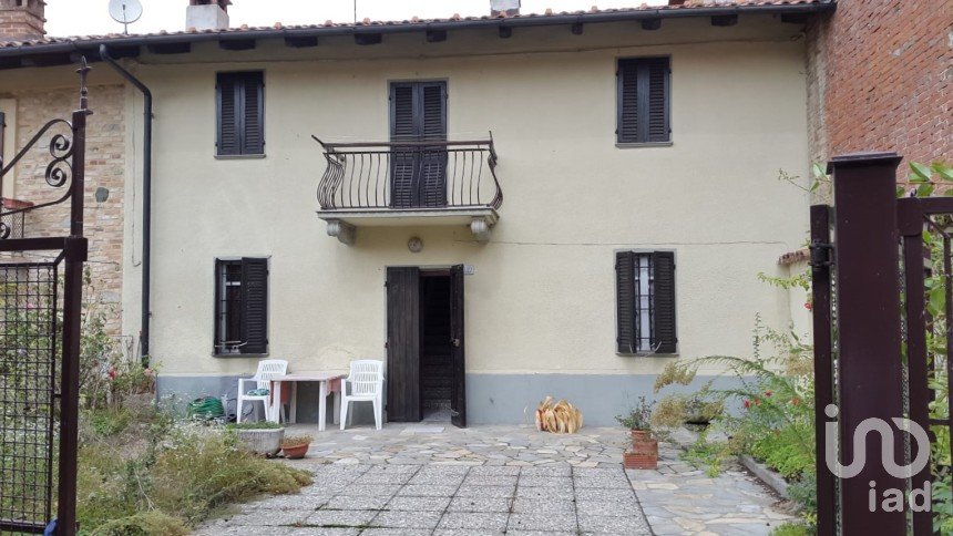 House 9 rooms of 127 m² in Mombello Monferrato (15020)