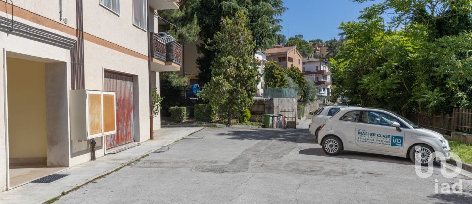 Appartamento 5 locali di 90 m² a Filottrano (60024)