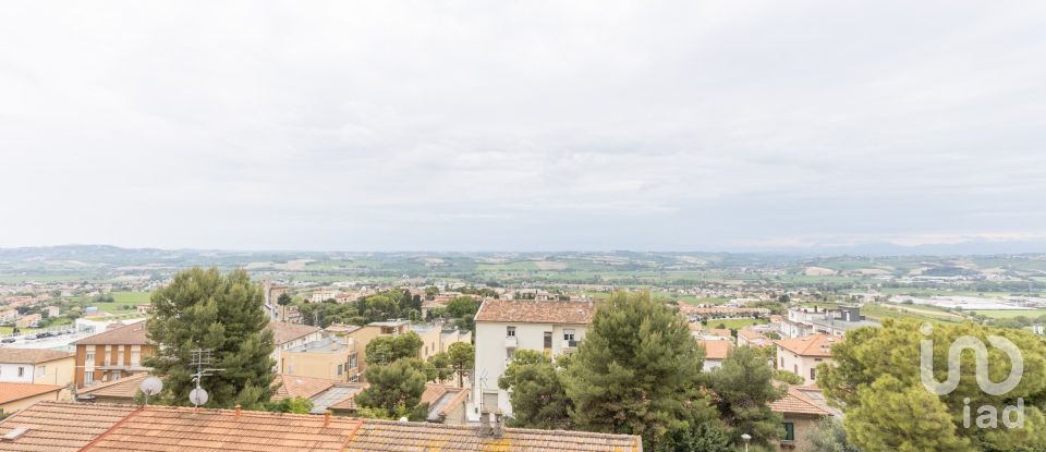 Quadrilocale di 72 m² a Osimo (60027)