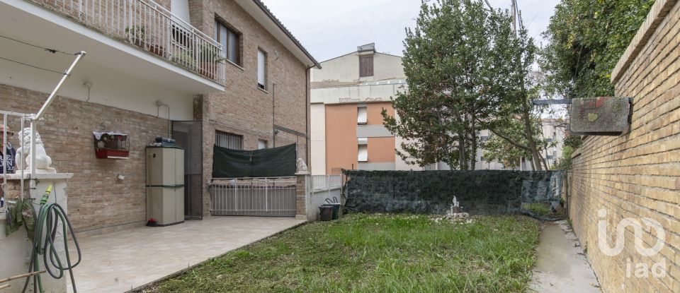 Four-room apartment of 80 m² in Osimo (60027)