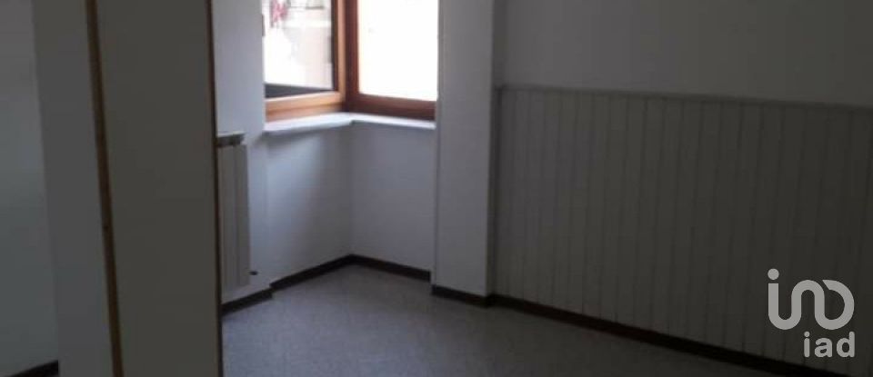 Apartment 6 rooms of 120 m² in Aulla (54011)