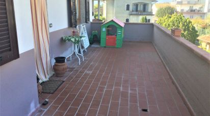 Apartment 5 rooms of 116 m² in Licciana Nardi (54016)