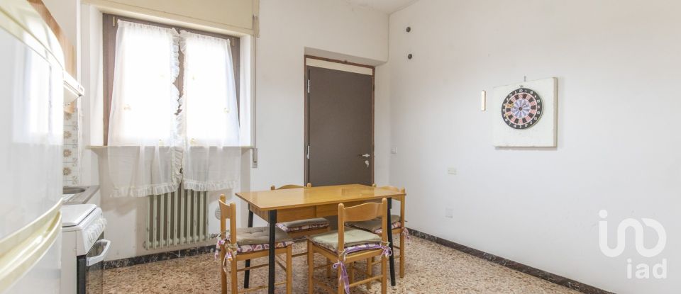 Four-room apartment of 90 m² in Osimo (60027)