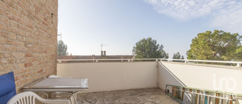 Four-room apartment of 90 m² in Osimo (60027)