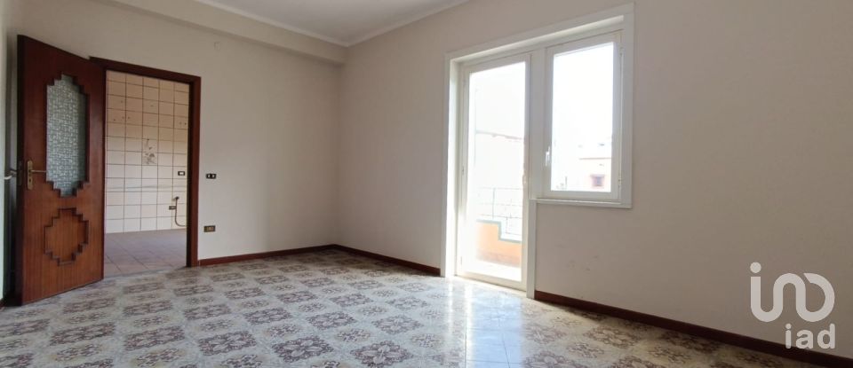 Three-room apartment of 100 m² in Qualiano (80019)