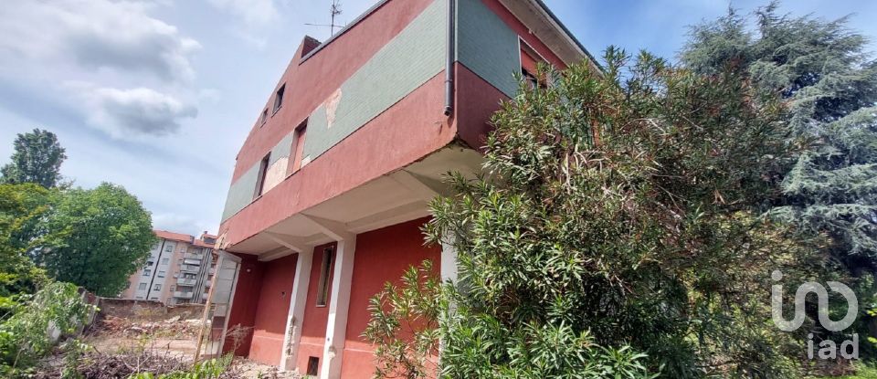 Varie superfici di 1.350 m² in Muggiò (20835)