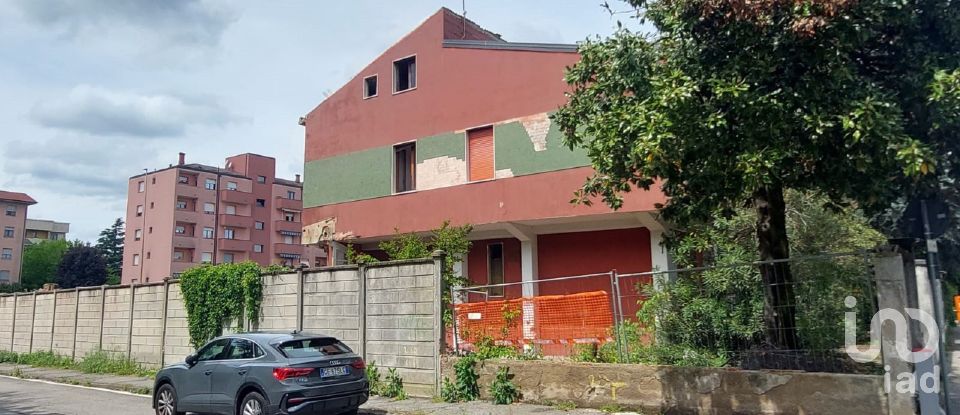 Varie superfici di 1.350 m² in Muggiò (20835)