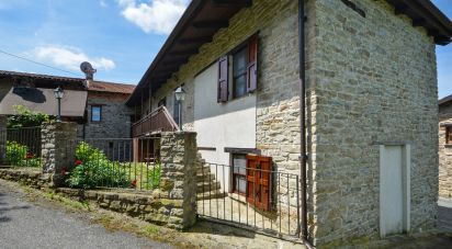 Village house 8 rooms of 160 m² in Prunetto (12077)