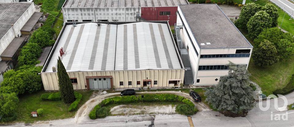 Warehouse of 1,533 m² in Ostiglia (46035)