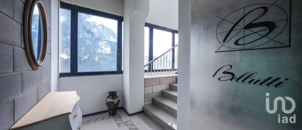 Capannone di 1.533 m² in Ostiglia (46035)