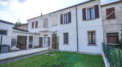 Traditional house 2 rooms of 81 m² in Massa Fiscaglia (44025)