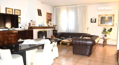 Traditional house 7 rooms of 15 m² in Ravenna (48121)