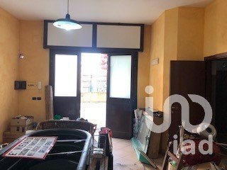 Shop / premises commercial of 70 m² in Mentana (00013)