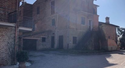 Town house 7 rooms of 120 m² in Castiglione del Lago (06061)