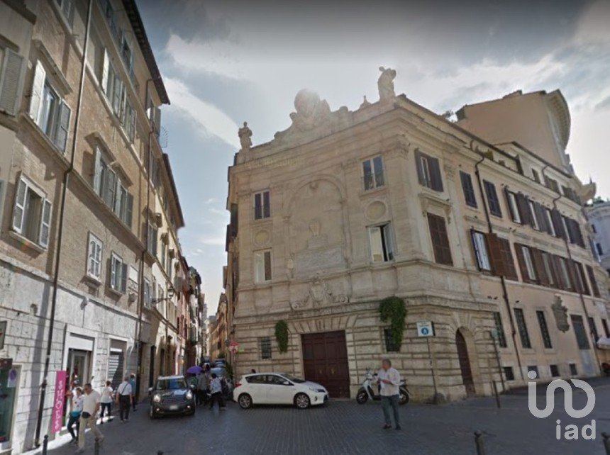 Shop / premises commercial of 300 m² in Roma (00186)