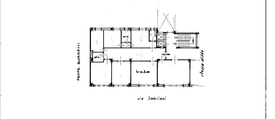 Ufficio 8 locali di 160 m² a Bari (70121)