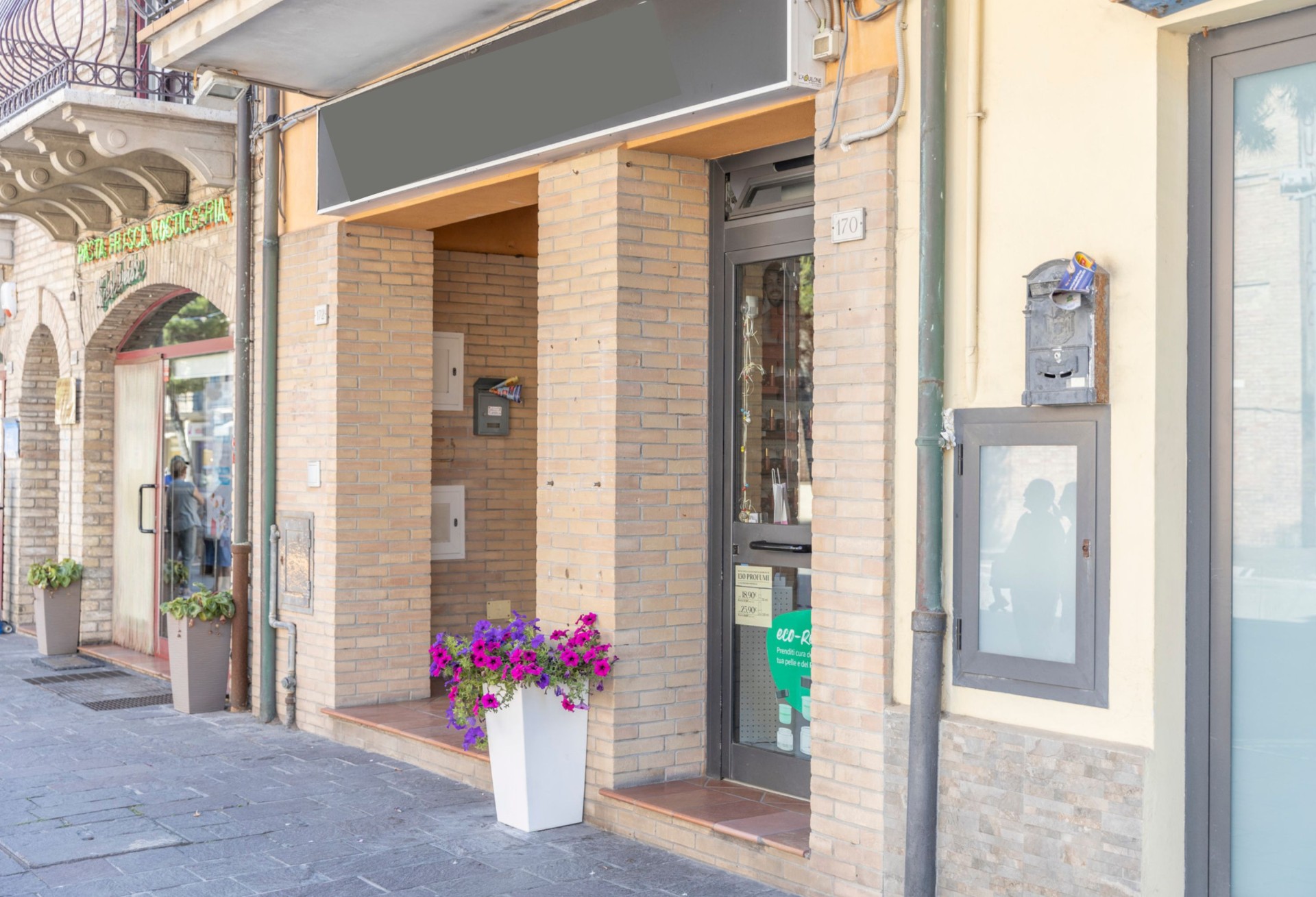 Negozio / locale commerciale 2 Porto Recanati 69.00 121263